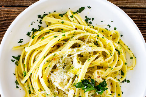 Spicy Olive Oil Pasta with Carba-Nada Roasted Garlic Fettuccine