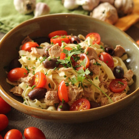 Pasta with Tuna, Tomatoes & Olives