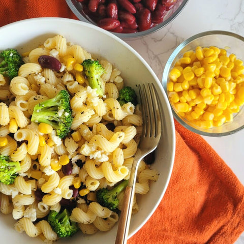 Cavatappi with broccoli, sweet corn and red beans